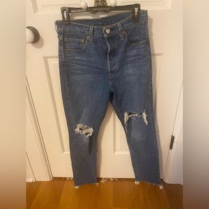 Levis high waisted slim cut jeans
